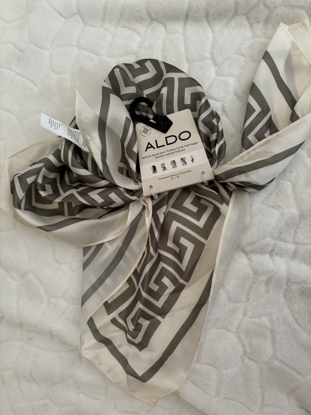 Aldo Multi-Use Square Scarf Geometric - Picture 5 of 9